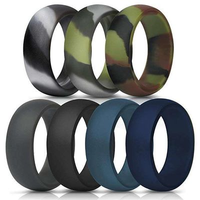 男性用シリコン婚約指輪の鋳造 8.7mm 幅 ゴム婚約バンド 2.5mm 厚さ