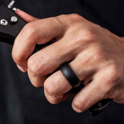 カスタムデザイン 環境に優しいシリコンゴム指輪 柔軟で耐久性のある結婚指輪