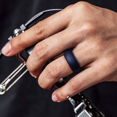 カスタムデザイン 環境に優しいシリコンゴム指輪 柔軟で耐久性のある結婚指輪