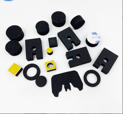 鋳造加工サービス オーダーメイド セルフアデシブ バックされたEVAフェルト ゴム脚 バンパーパッド