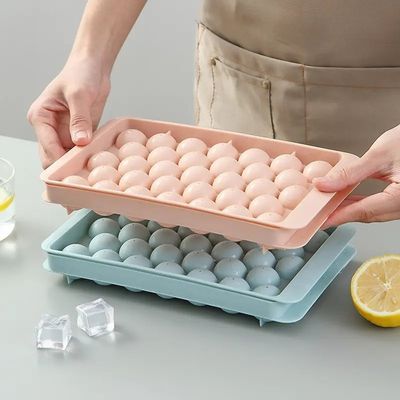 持続可能な3Dウイスキー飲料 アイスボールキューブメーカー 蓋と球状の模具用トレイ