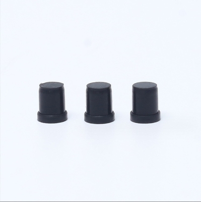 カスタマイズされた密封部品 EPDM/NBR/NR 固定天然ゴムプラグ付きゴム端蓋