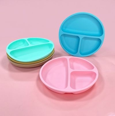 BPA のないシリコン 滑りやすい赤ちゃんディナープレート 吸気カップと食品グレードの材料