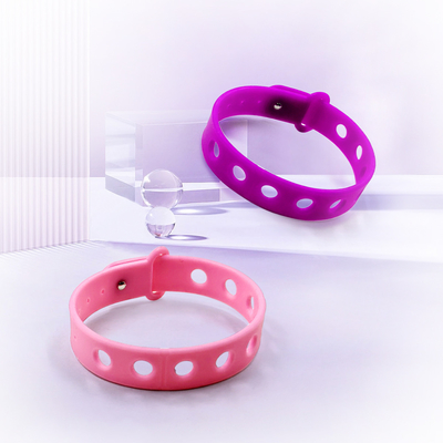 カスタマイズされた鋳造加工サービス 子供のためのシリコンブレスレット パーティープレゼント