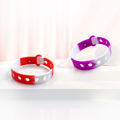 色とりどりの腕帯 シリコン キッズ ギフト ブレスレット ベビー アクセサリーと宝石
