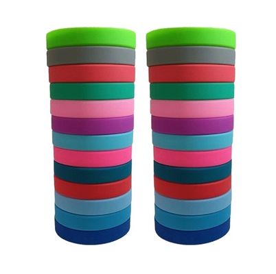 切断加工サービス カスタマイズされたデザインとロゴの輝くシリコンの腕帯